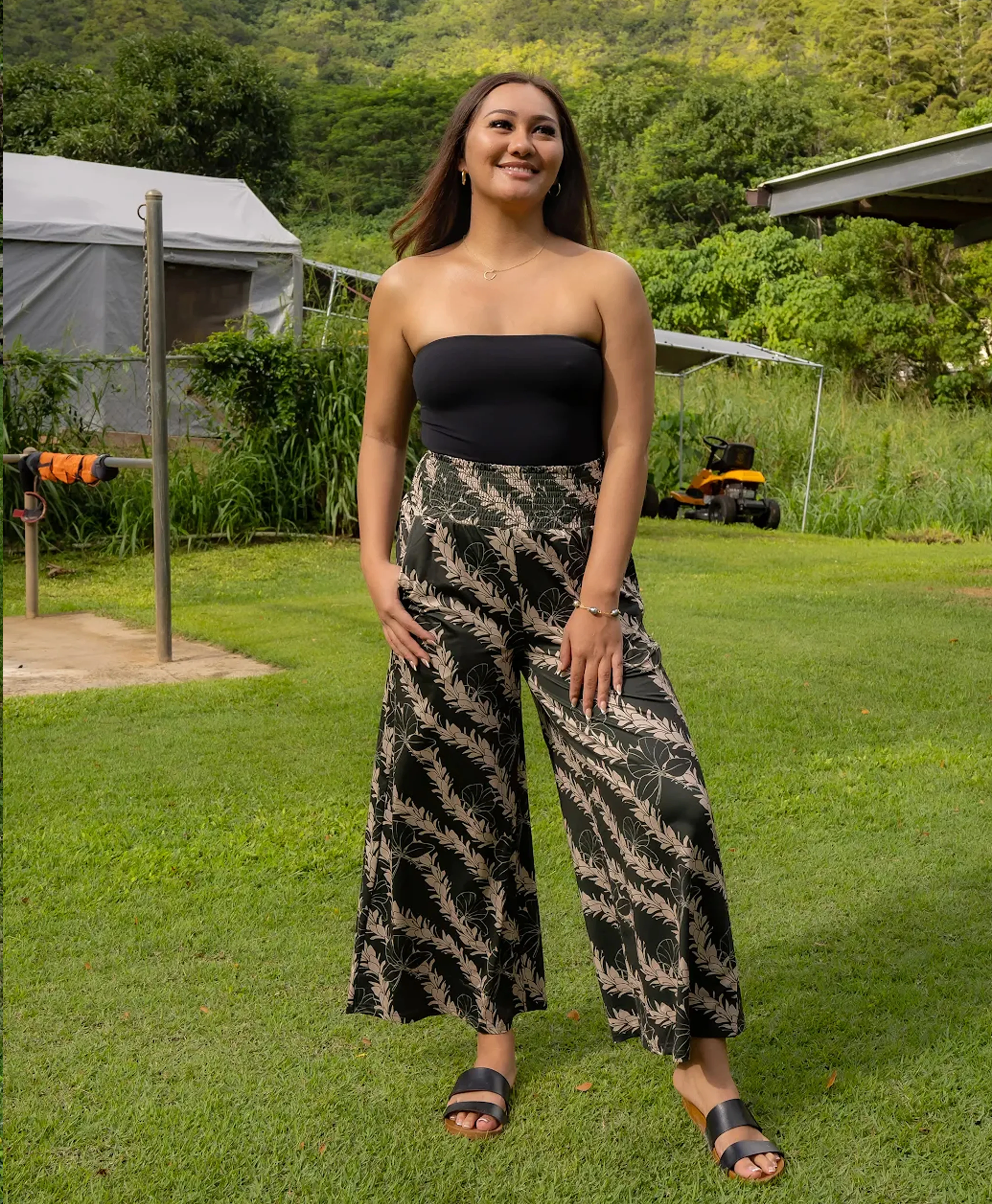 'Awapuhi Melemele Satin Palazzo Pants - Kī Green