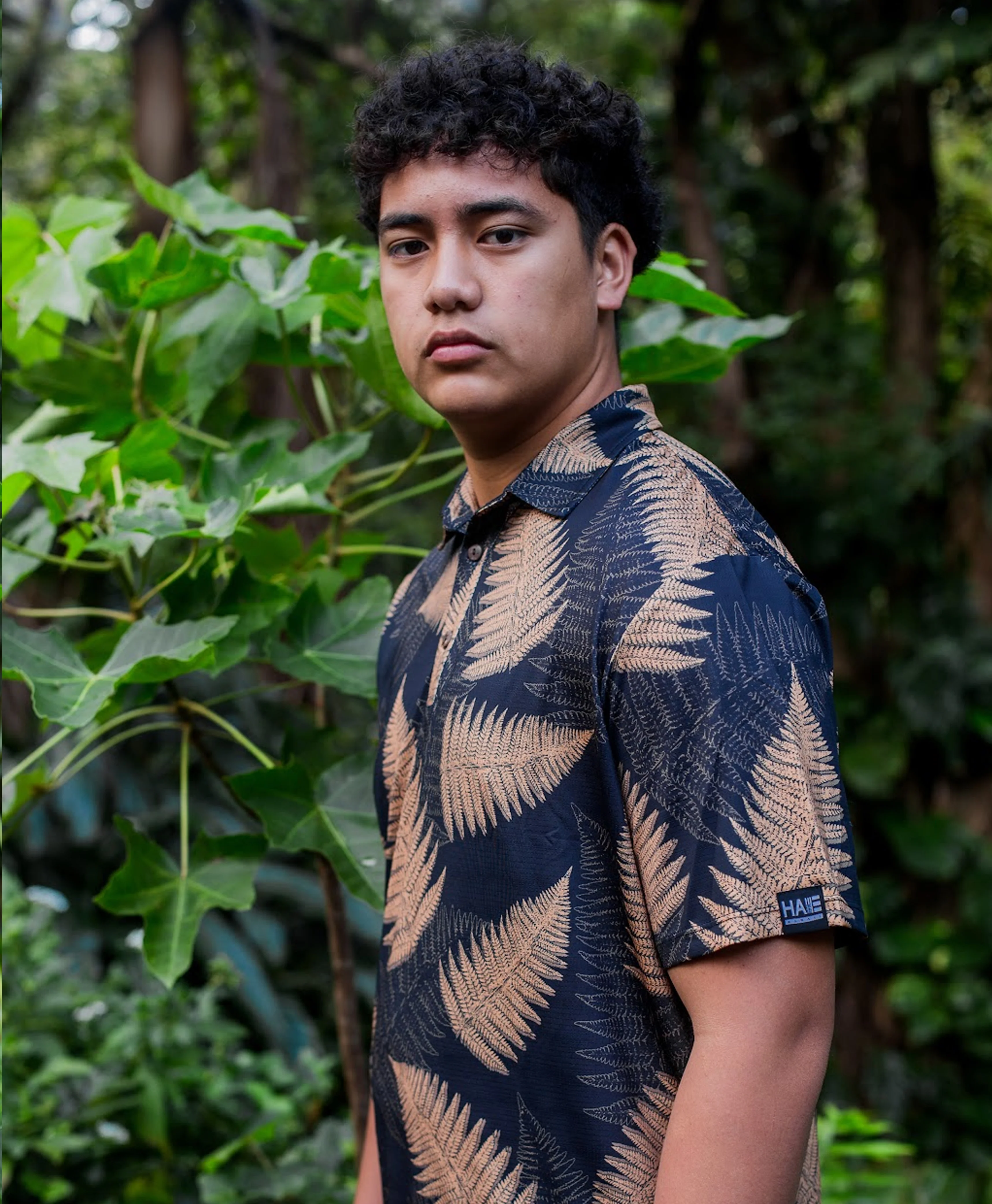 Palapalai Kane Pullover in Black - Image 2