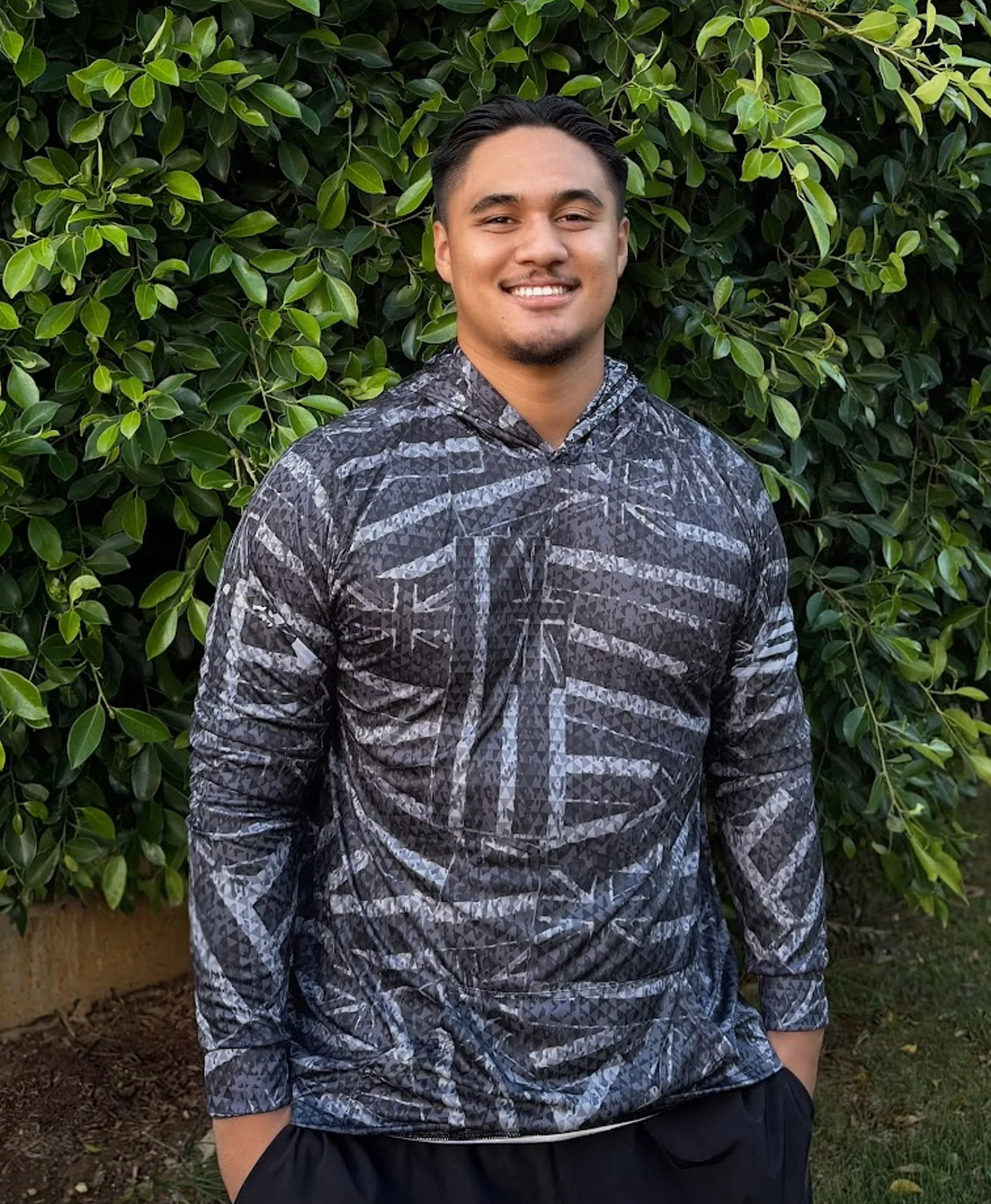 Ku'u Hae Hooded Long Sleeve Drifit Black - Image 2
