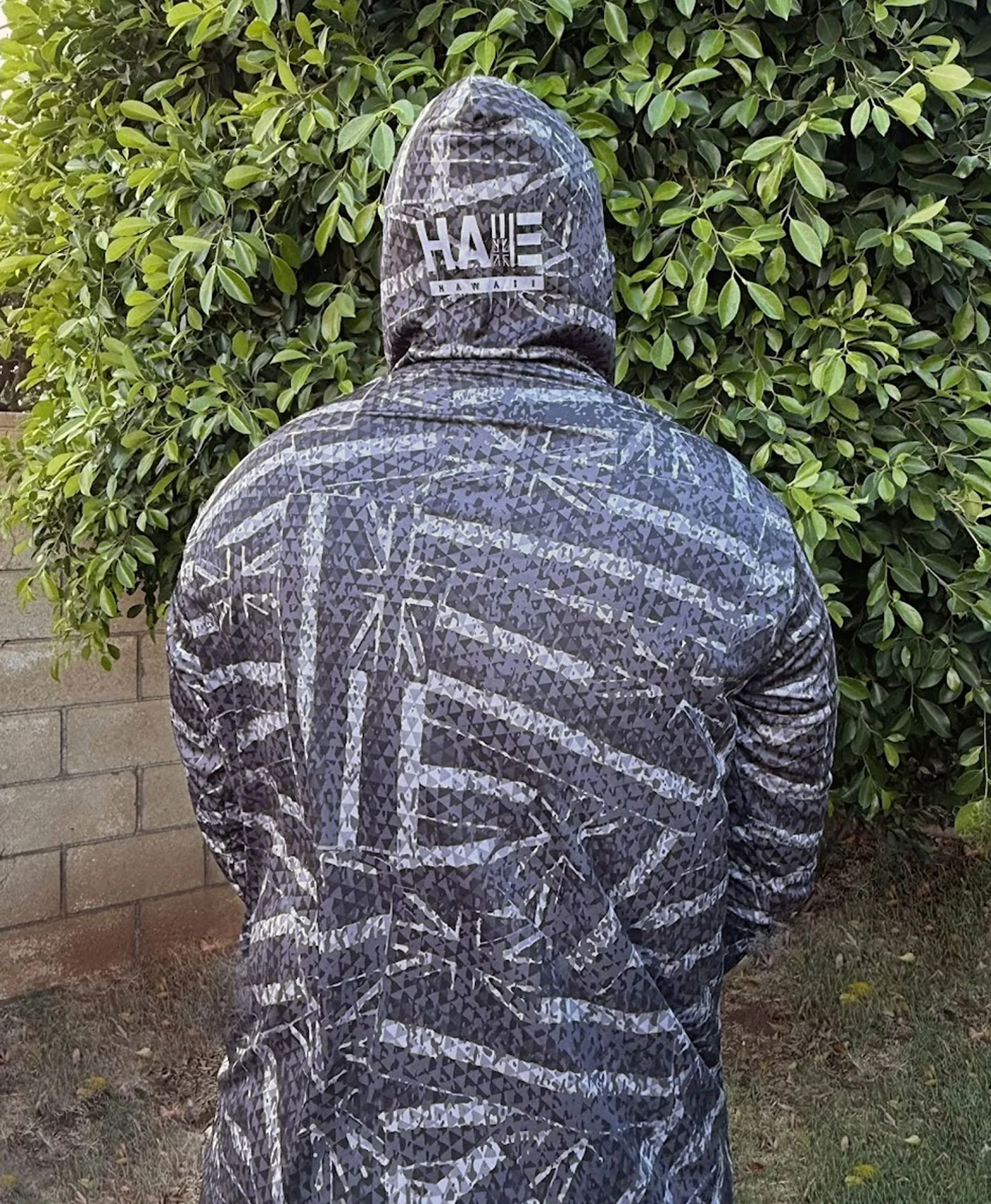 Ku'u Hae Hooded Long Sleeve Drifit Black - Image 3