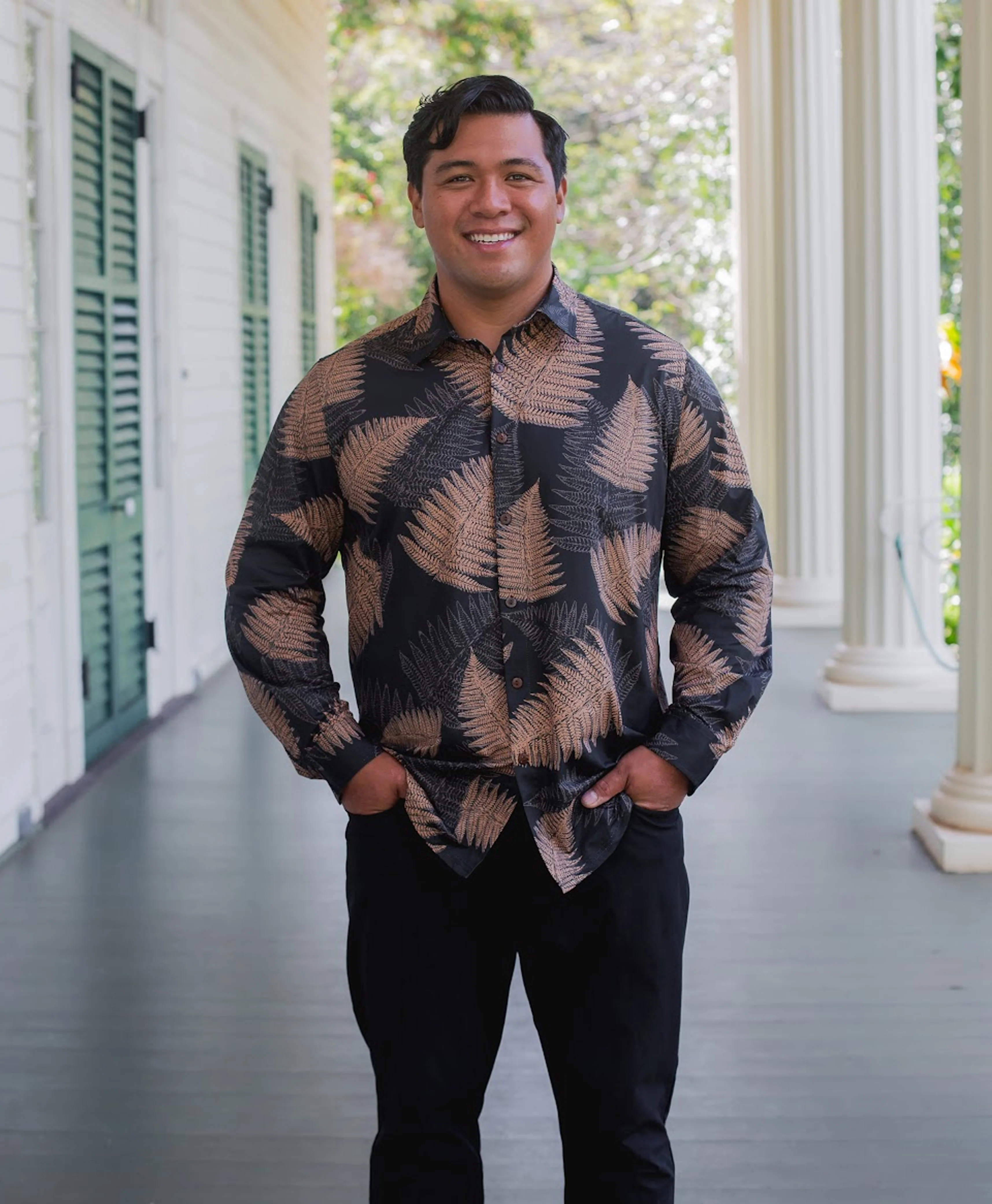 Palapalai Longsleeve Aloha Shirt in Black - Image 2